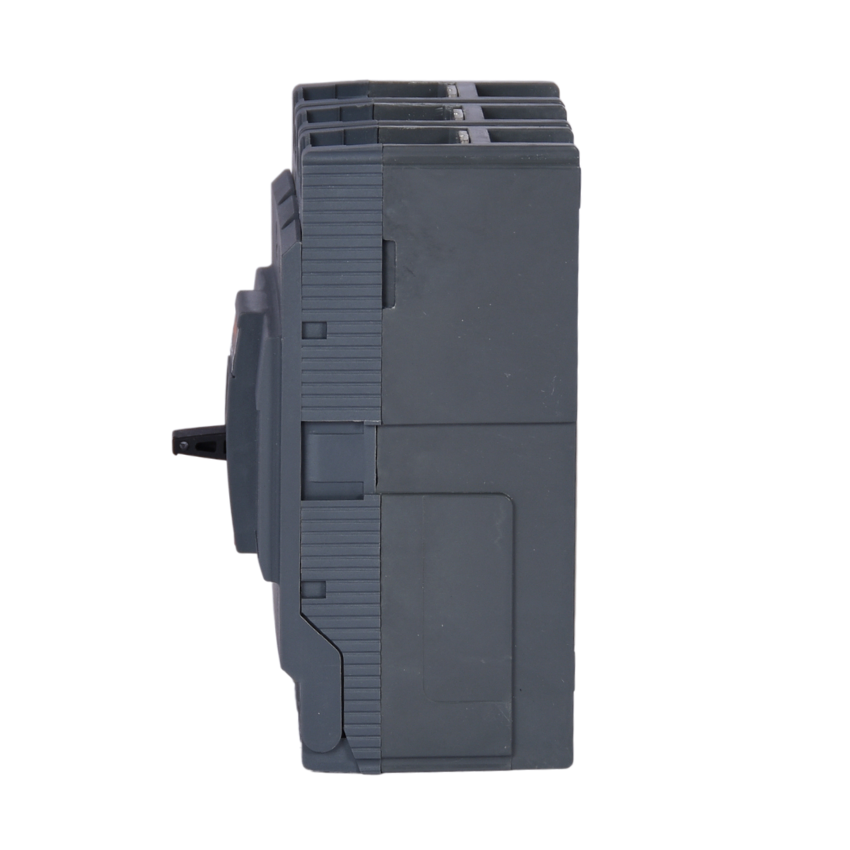 Interruptor Automático Caja Moldeada Tripolar 3x80 A Fijo Schneider Electric modelo EZC