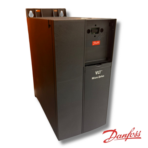 Variador de Frecuencia DANFOSS FC-51 VLT Microdrive - Entrada Trifásica 11 kW / 15 HP Salida Trifásica 380 V - 132F0058